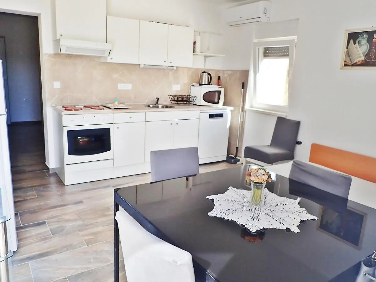 Apartment Apartman Morjani Seline