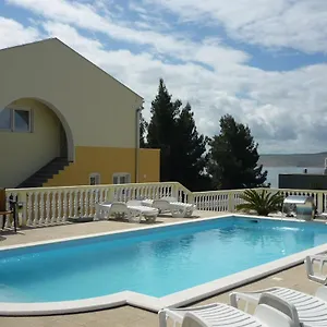 8 Nur 200 M Bis Zum Apartment